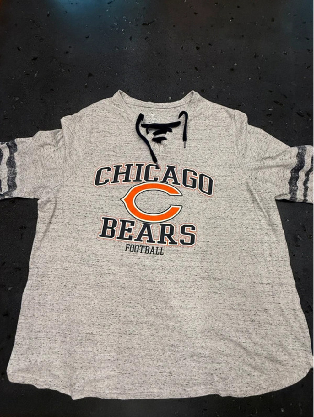 Fanatics Chicago Bears Football Gray Lace-Up Neck T-Shirt 3X